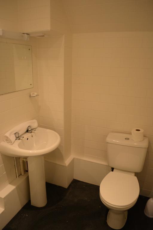 אדינבורו Almond House Lodge חדר תמונה